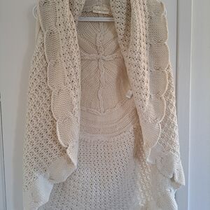 Chic Cream Knit Poncho